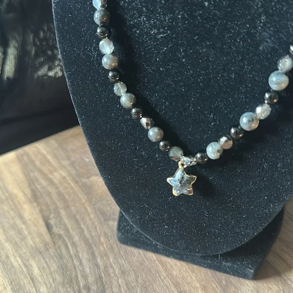 Sparkles and Stars Necklace (Smokey crystal, black onyx and larvikite) - Picture 3 of 3